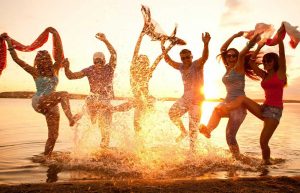 Bachelor Cruise from Naxos with Overnight in Mykonos